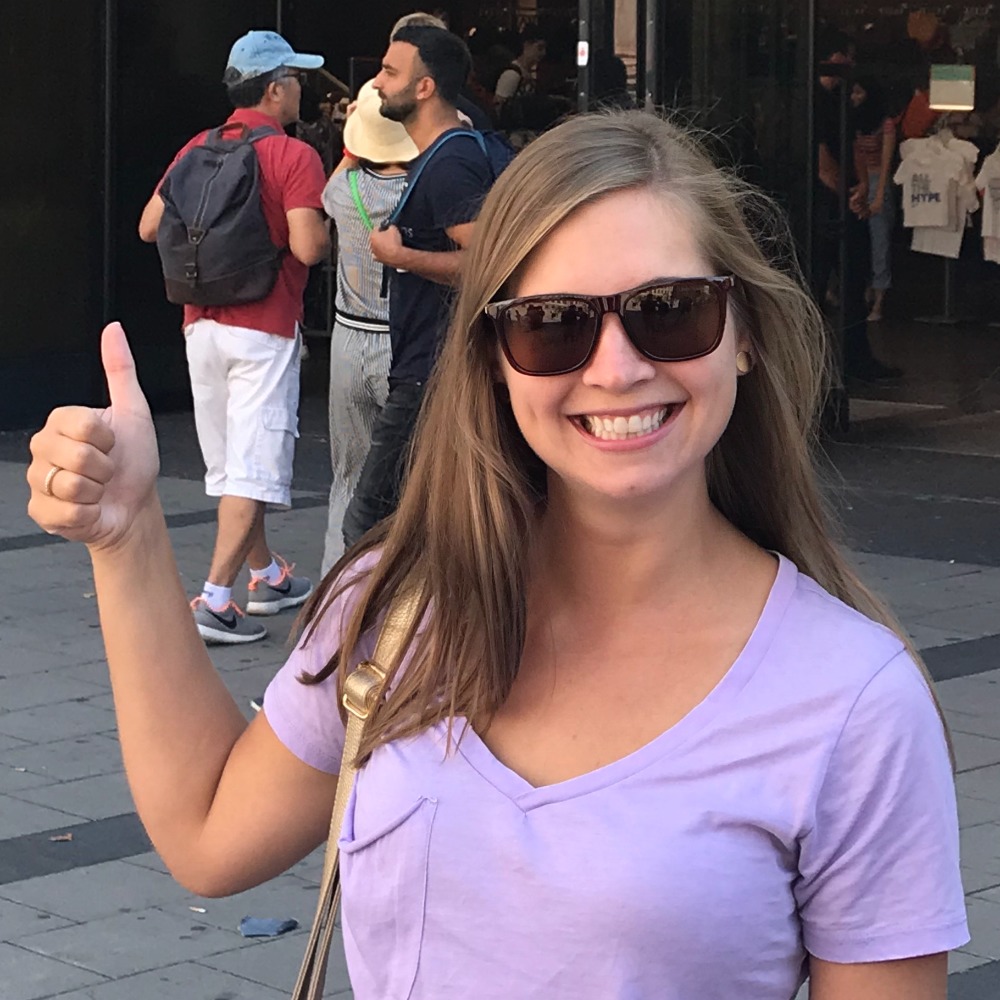 Meet your Posher, Leah